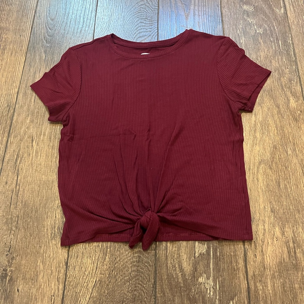 Old Navy kids maroon t-shirt